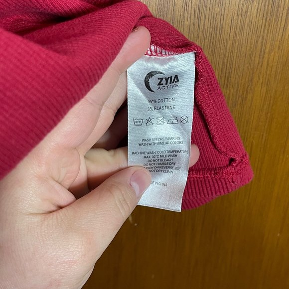 Zyia Active Woman’s Red Cali Sporty Casual Tank Size Medium - Picture 8 of 10